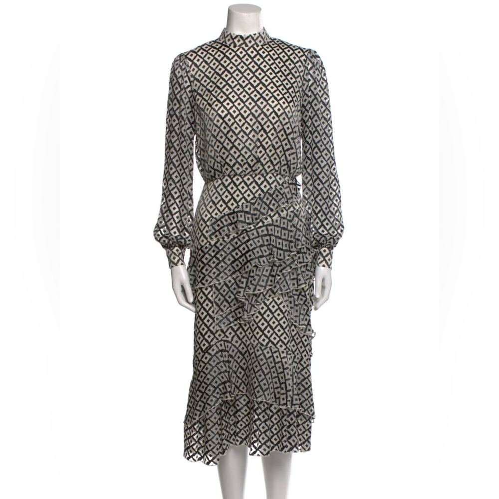 Stunning saloni modest classy dress
